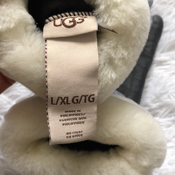 UGG women’s gloves - Picture 7 of 9